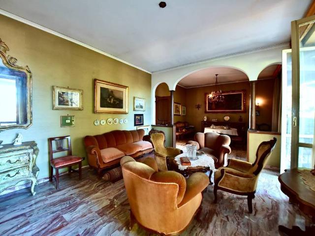 Villa in vendita a Turate CO