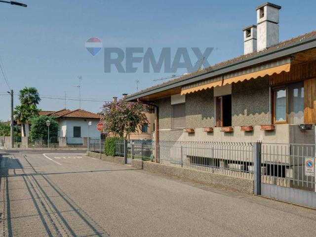 Villa in vendita a Turbigo MI