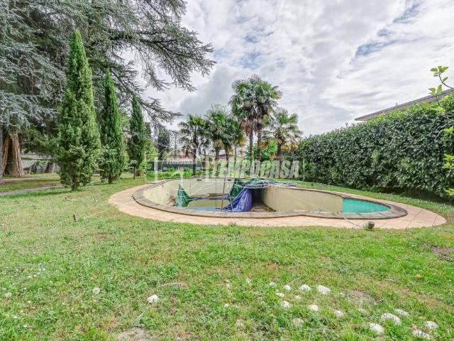 Villa in vendita a Turbigo MI