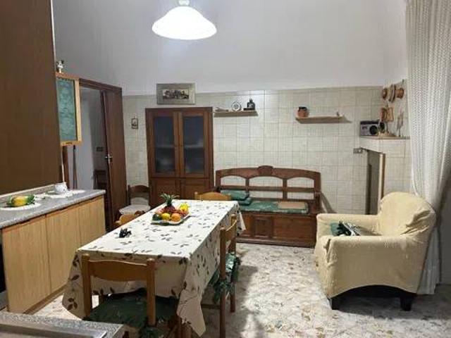 Villa in vendita a Turi BA