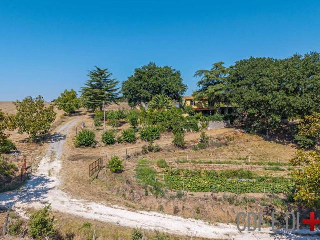 Villa in vendita a Tuscania VT