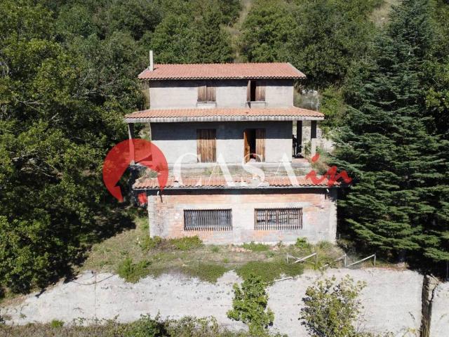 Villa in vendita a Ucria ME