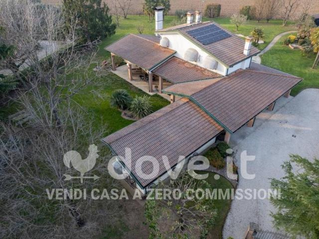 Villa in vendita a Udine UD