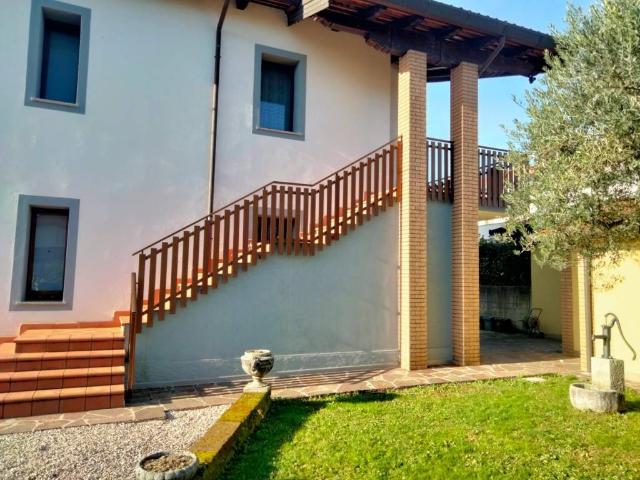 Villa in vendita a Udine UD
