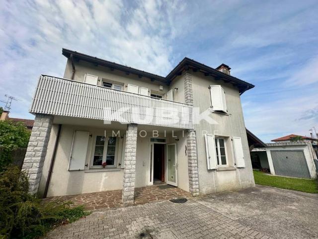 Villa in vendita a Udine UD