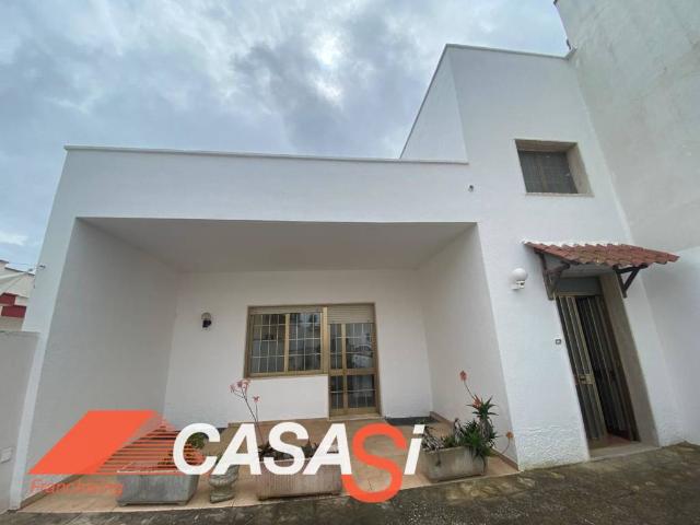 Villa in vendita a Uggiano la Chiesa LE
