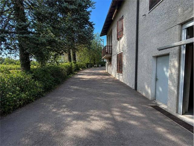 Villa in vendita a Urago d'Oglio BS