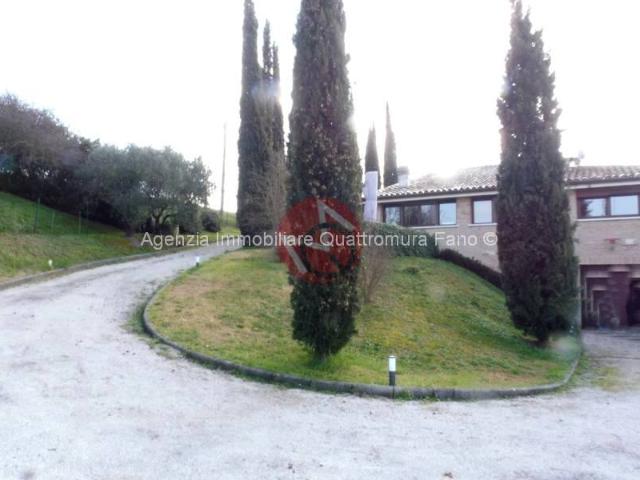 Villa in vendita a Urbino PU