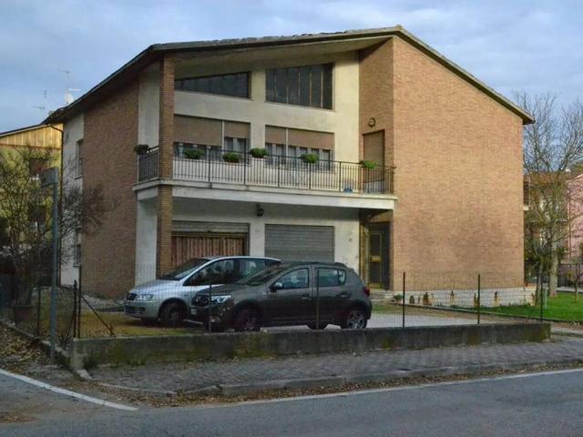 Villa in vendita a Urbino PU
