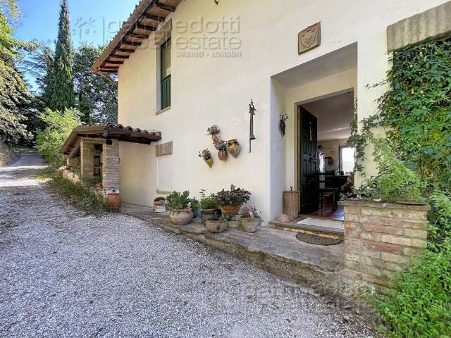Villa in vendita a Urbino PU