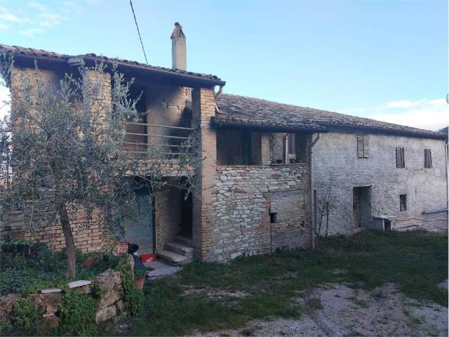 Villa in vendita a Urbino PU