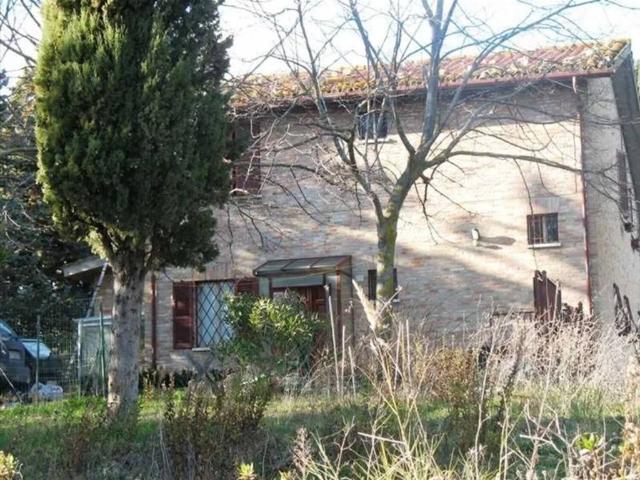 Villa in vendita a Urbino PU