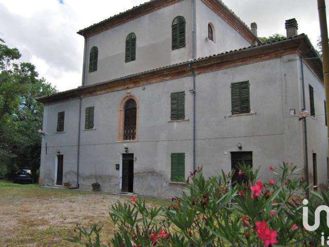 Villa in vendita a Urbino PU