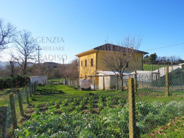 Villa in vendita a Urbino PU