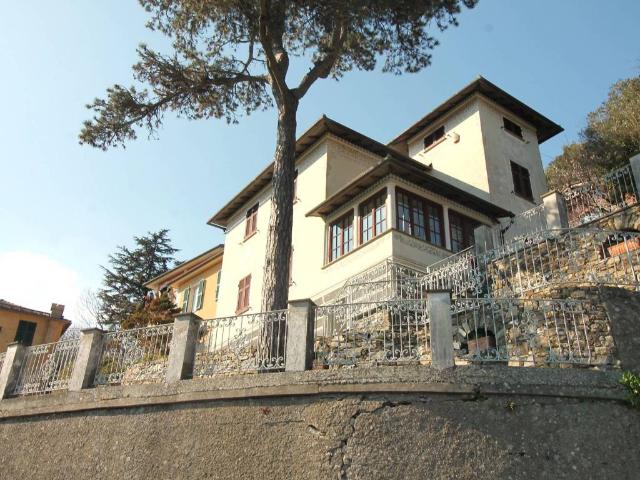 Villa in vendita a Uscio GE
