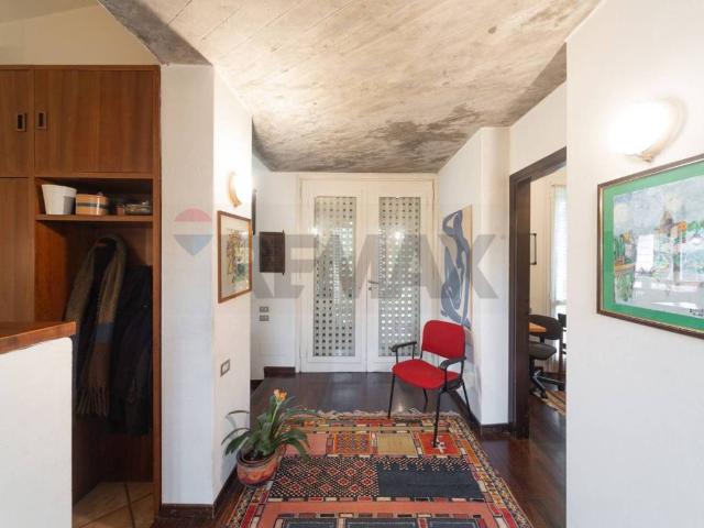 Villa in vendita a Usmate Velate MB
