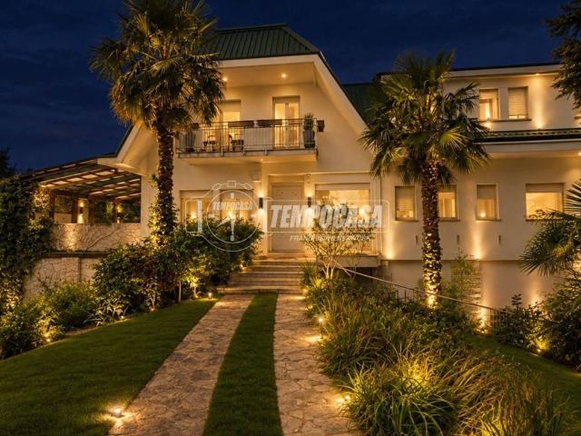 Villa in vendita a Usmate Velate MB