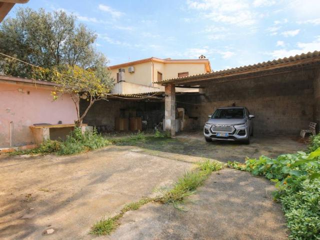 Villa in vendita a Uta CA