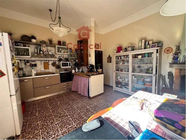 Villa in vendita a Uzzano PT