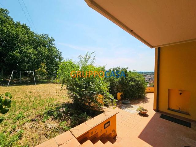 Villa in vendita a Uzzano PT