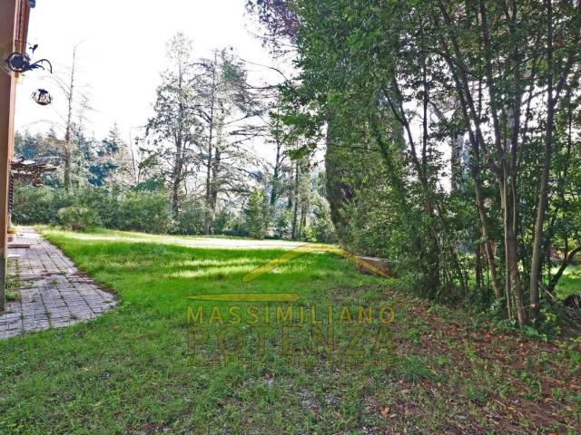 Villa in vendita a Uzzano PT