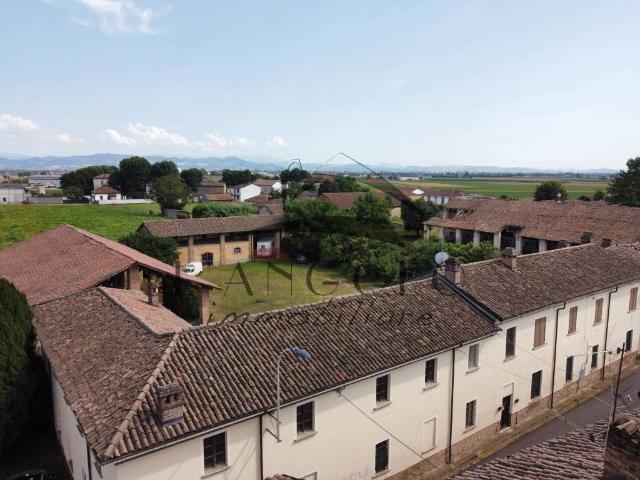 Villa in vendita a Voghera PV