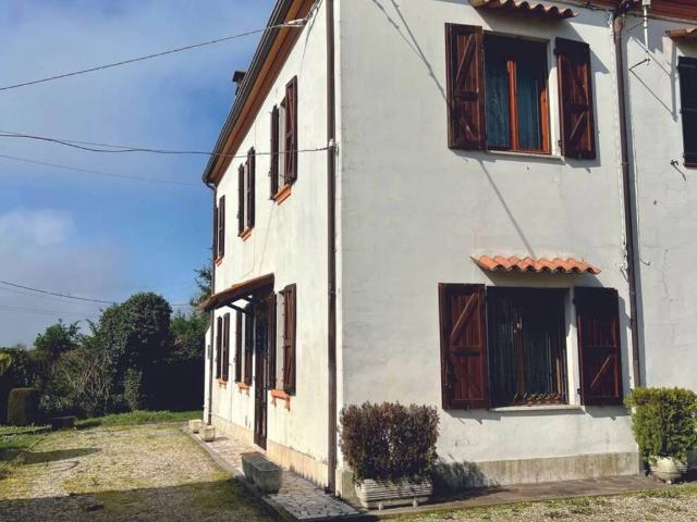 Villa in vendita a Voghiera FE