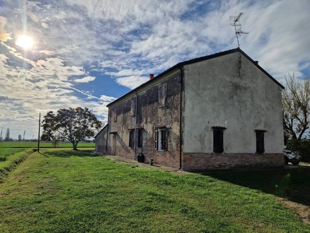 Villa in vendita a Voghiera FE