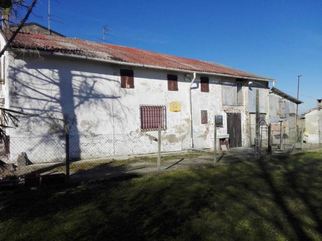 Villa in vendita a Voghiera FE