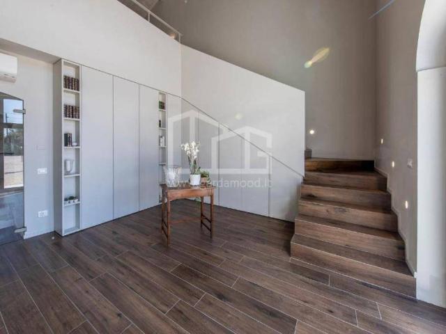 Villa in vendita a Volta Mantovana MN