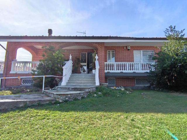 Villa in vendita a Vauda Canavese TO