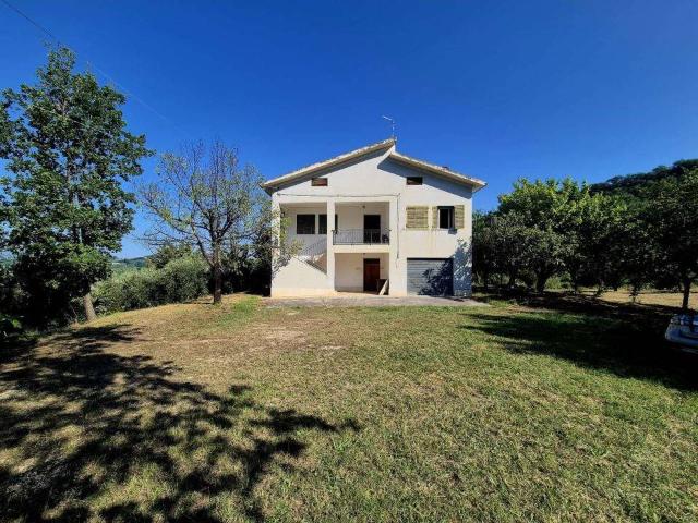 Villa in vendita a Vacri CH
