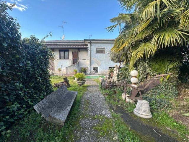 Villa in vendita a Vaiano Cremasco CR