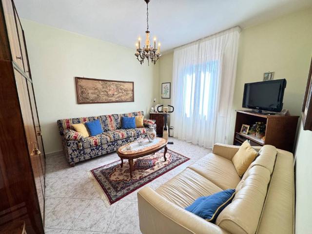 Villa in vendita a Vaiano PO