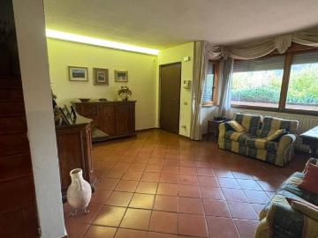 Villa in vendita a Vaiano PO