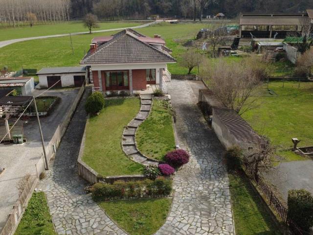 Villa in vendita a Vaie TO