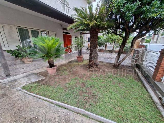 Villa in vendita a Vairano Patenora CE
