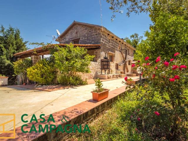 Villa in vendita a Vairano Patenora CE