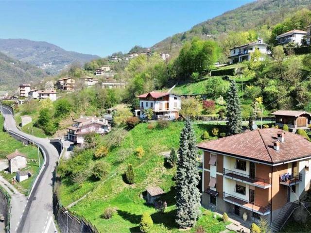 Villa in vendita a Val Brembilla BG