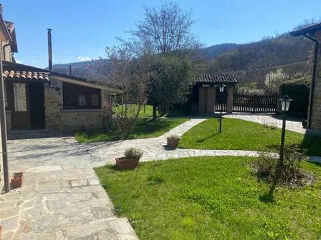 Villa in vendita a Val di Nizza PV
