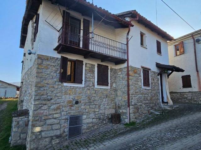 Villa in vendita a Val di Nizza PV
