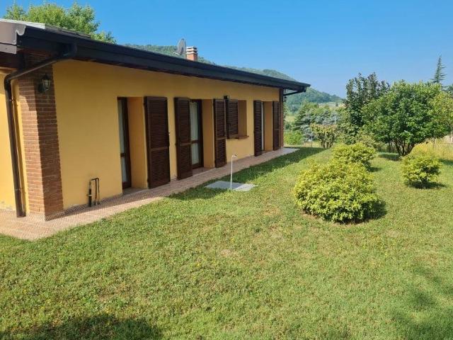 Villa in vendita a Val di Nizza PV