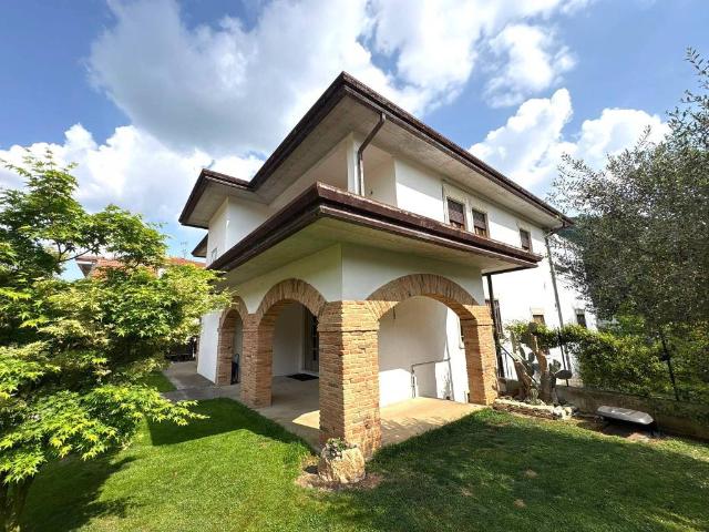 Villa in vendita a Val Liona VI