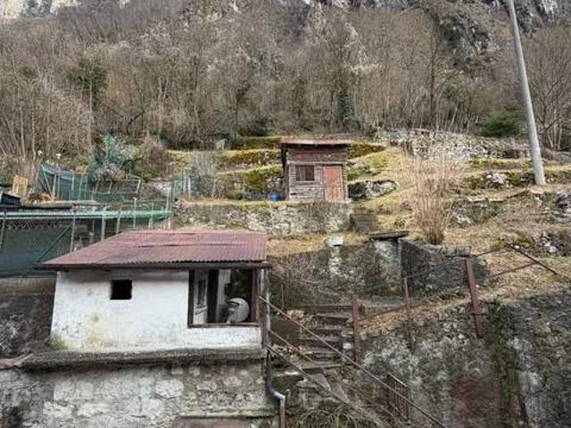 Villa in vendita a Valbrenta VI