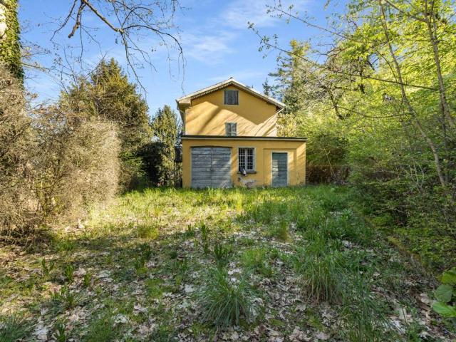 Villa in vendita a Valgreghentino LC