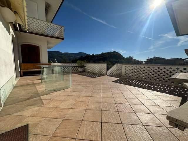 Villa in vendita a Valdagno VI
