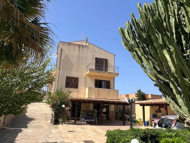 Villa in vendita a Valderice TP