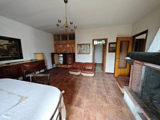 Villa in vendita a Valdilana BI