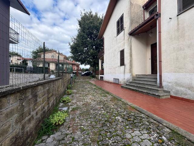 Villa in vendita a Valentano VT