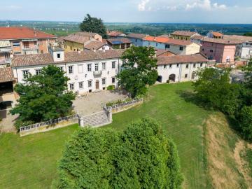 Villa in vendita a Valenza